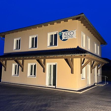Eco Motel Wallersdorf Экстерьер фото